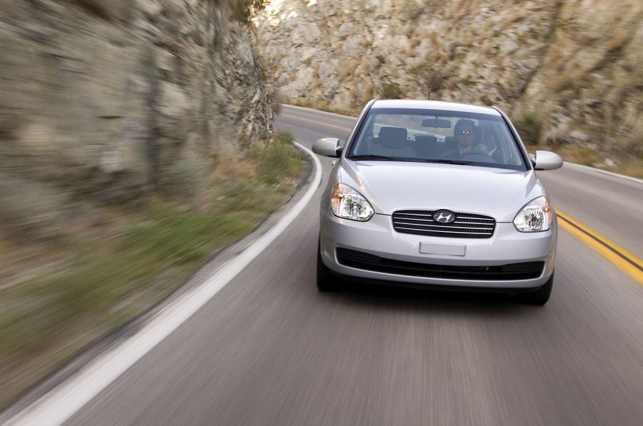  Hyundai Accent 2006 года  (фото 13 из 49)